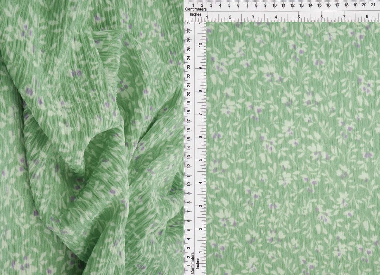 1 Yard Crinkle Knit Floral Print Fabric Stretch Polyester Blend 58/59" Width